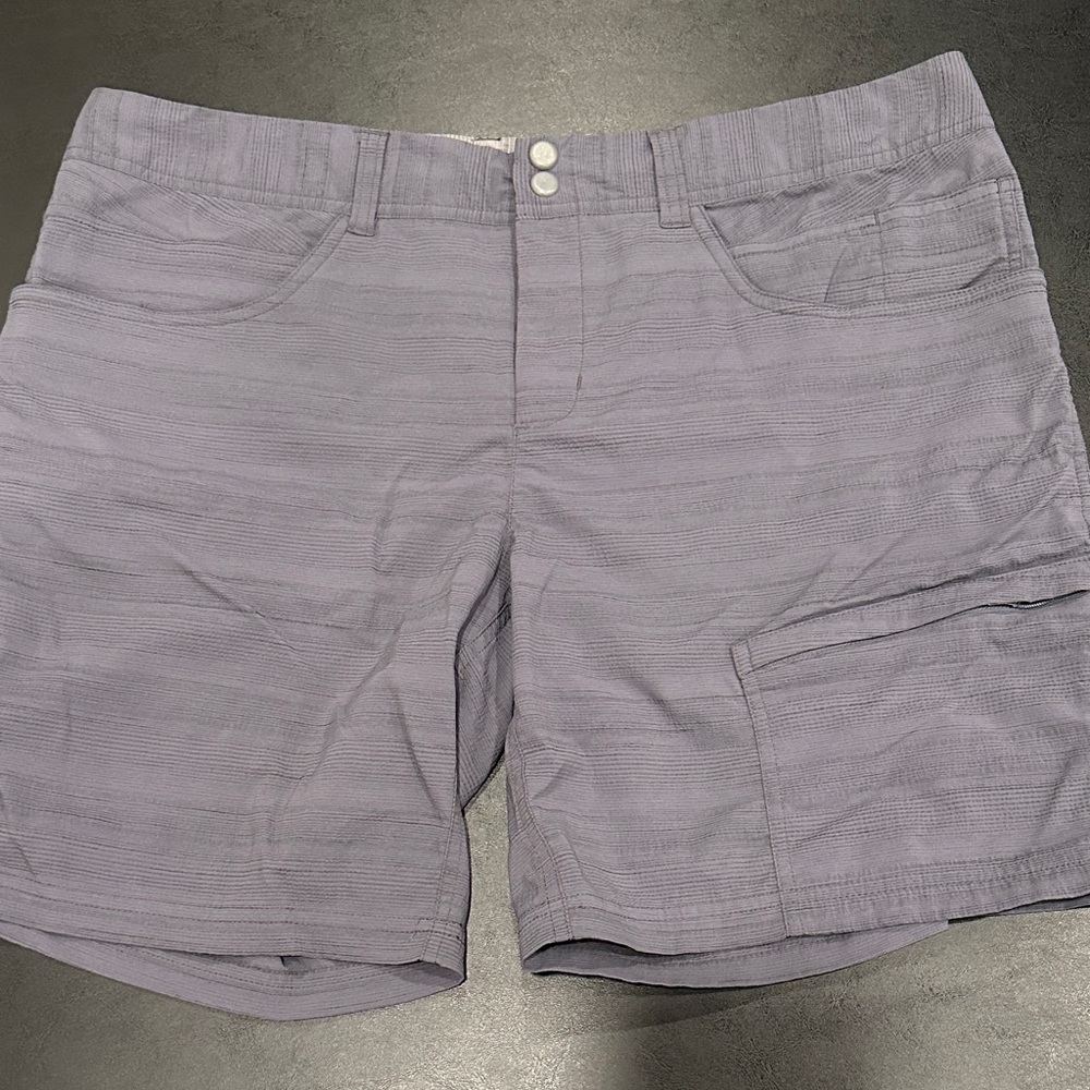 Horny Toad Women's Light Purple Cargo Shorts